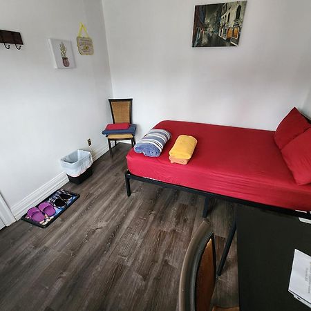 Affordable/Quiet Private Room Τορόντο Εξωτερικό φωτογραφία